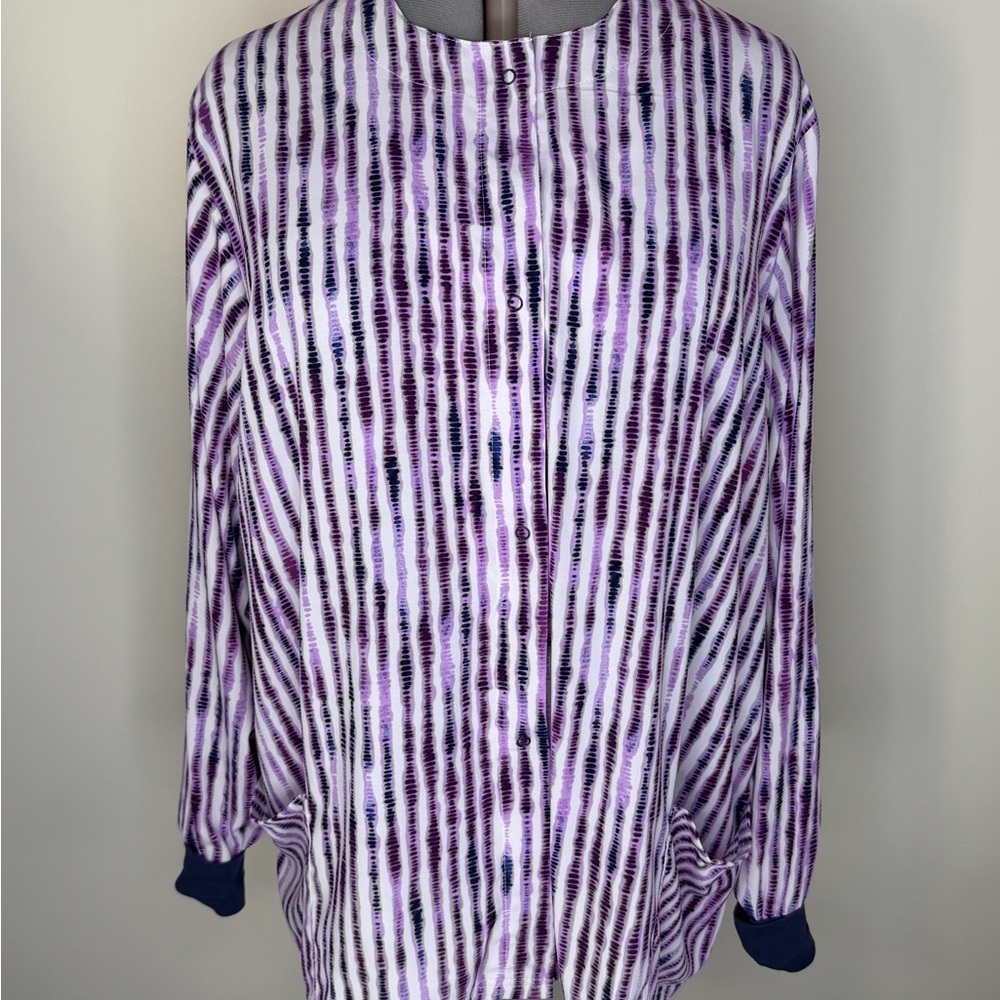 Strictly Scrubs Shirt Womens 2X Purple Stripe Stretch Snap Front Scrub Top